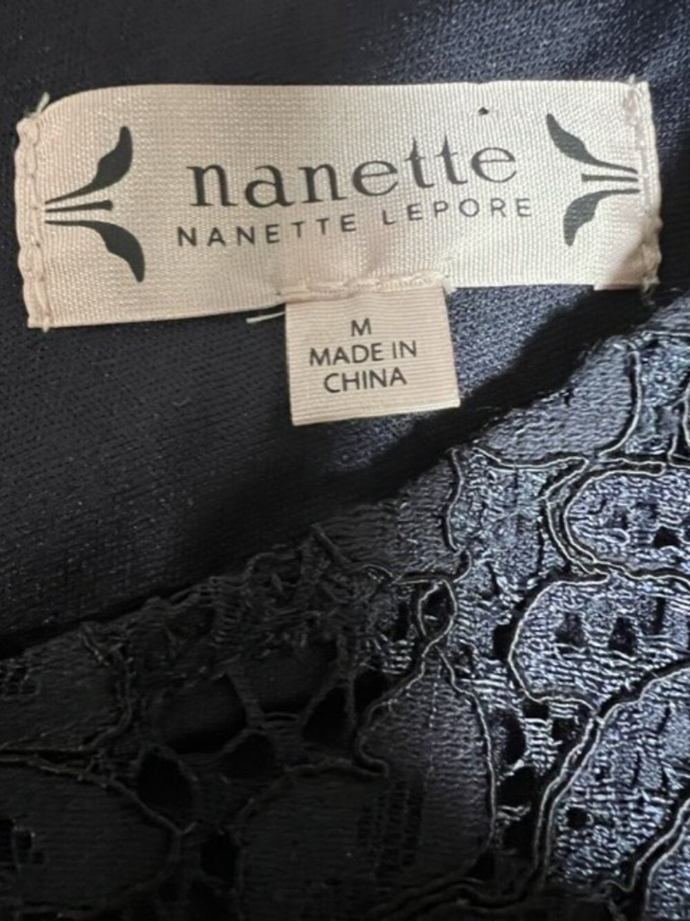 Nanette Navy Puff Sleeve Lined Size M Lace Top EUC (#2112) - Picture 6 of 10